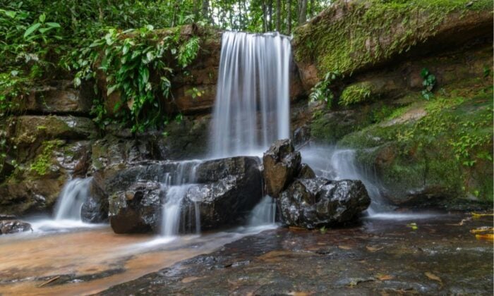 Costa Rica Waterfall Wellness