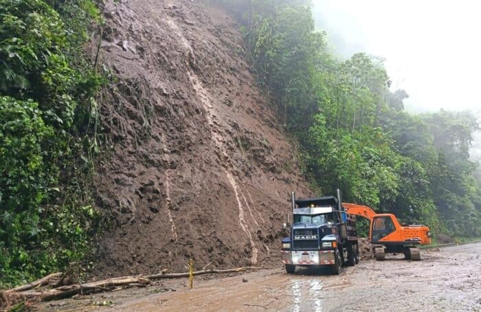Costa Rica Road Route 32 closed