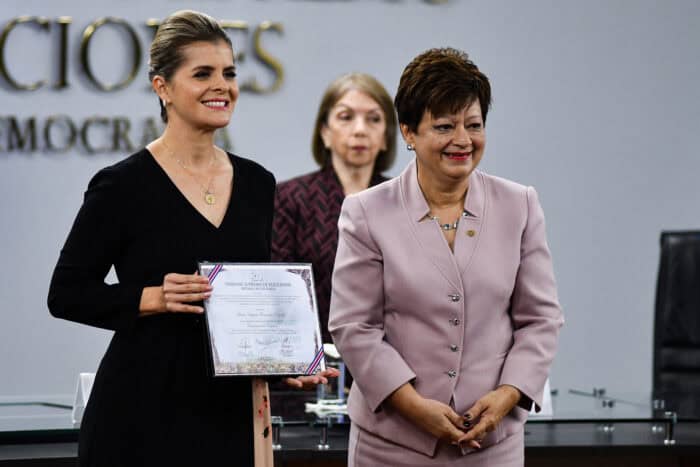 Costa Rica President Laura Fernandez official Certification