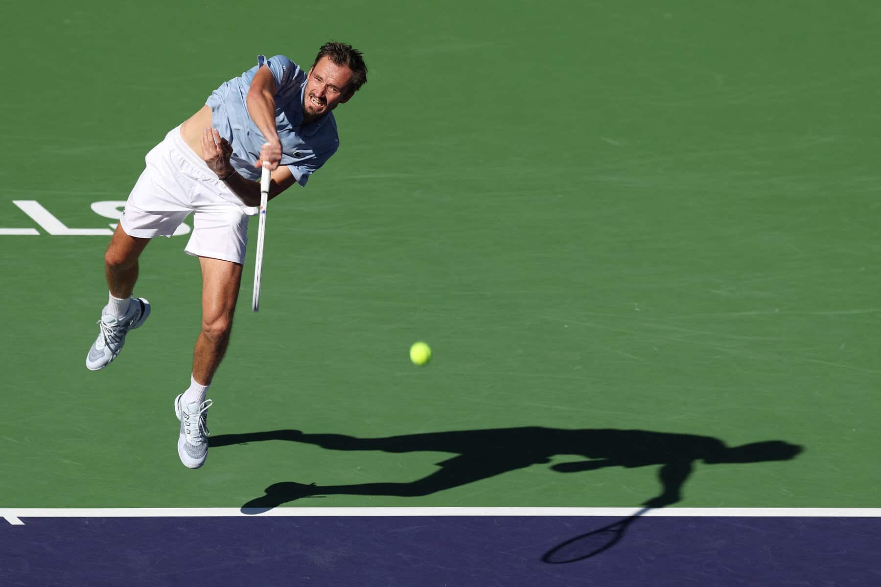 Daniil Medvedev serve at Indian Wells 2026