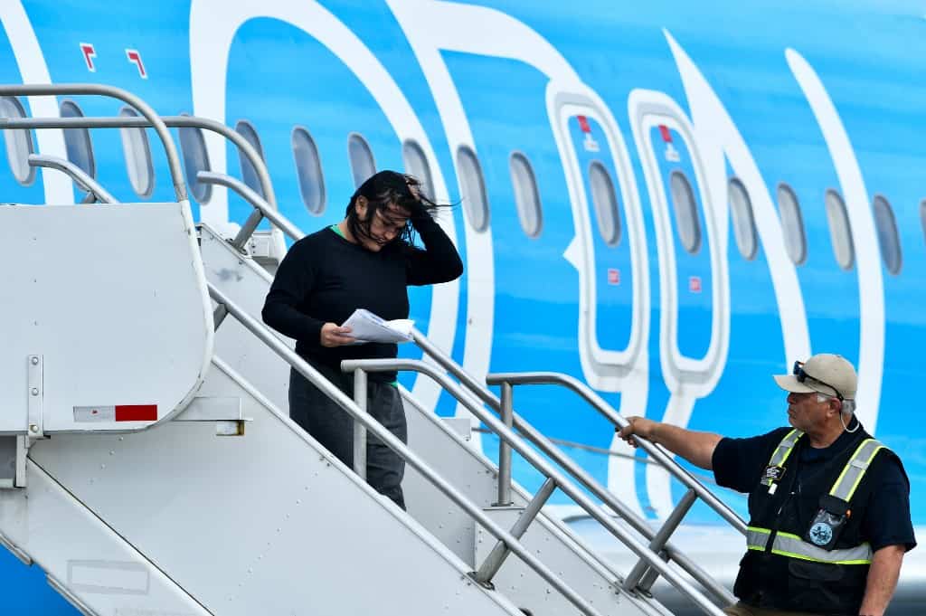 Migrants arrive in Costa Rica under new agreement