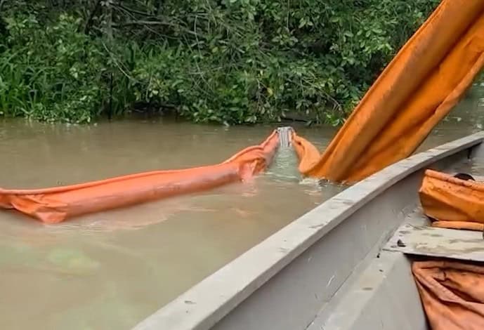 Costa Rica Oil Spill near Limon