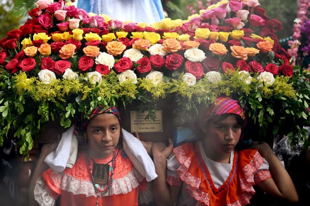 El Salvador Flowers and Palms Festival