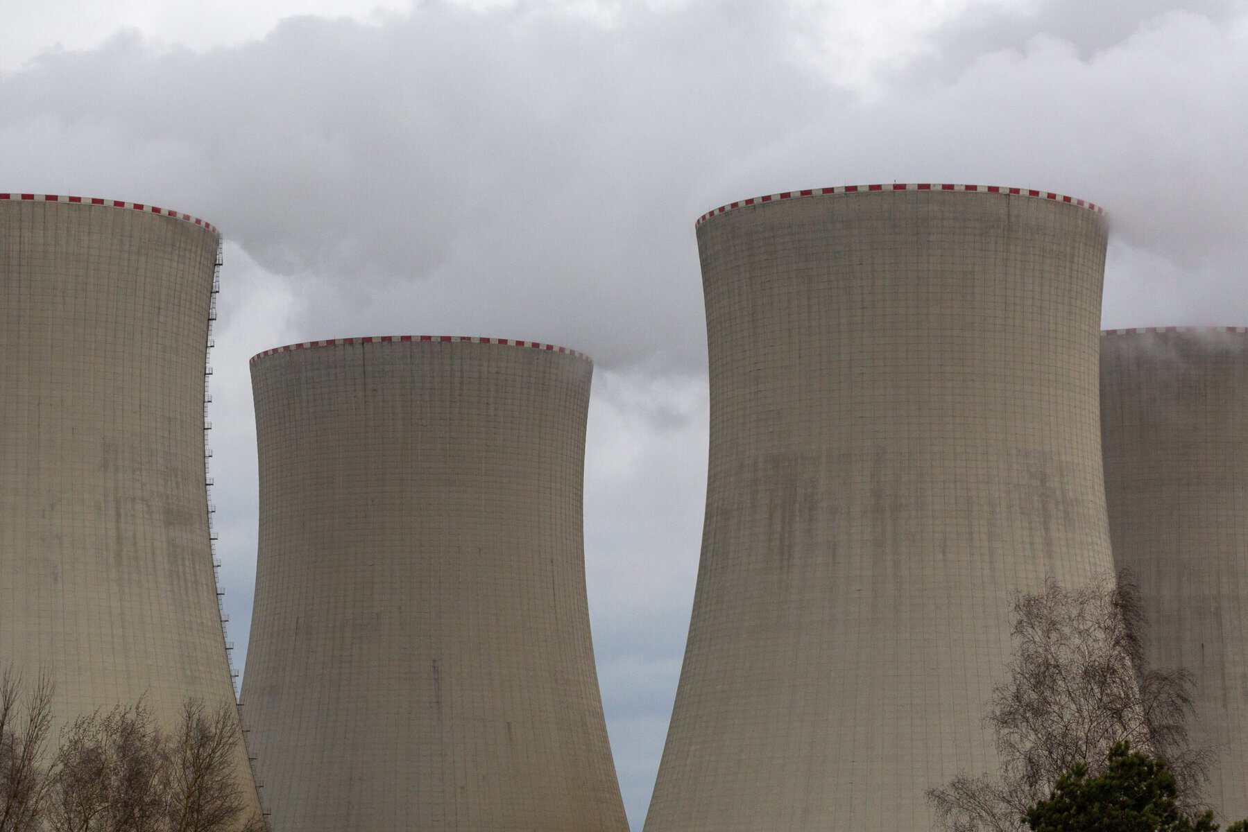 El Salvador Nuclear BId