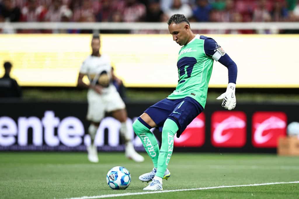 Pumas' Costa Rican goalkeeper #01 Keylor Navas