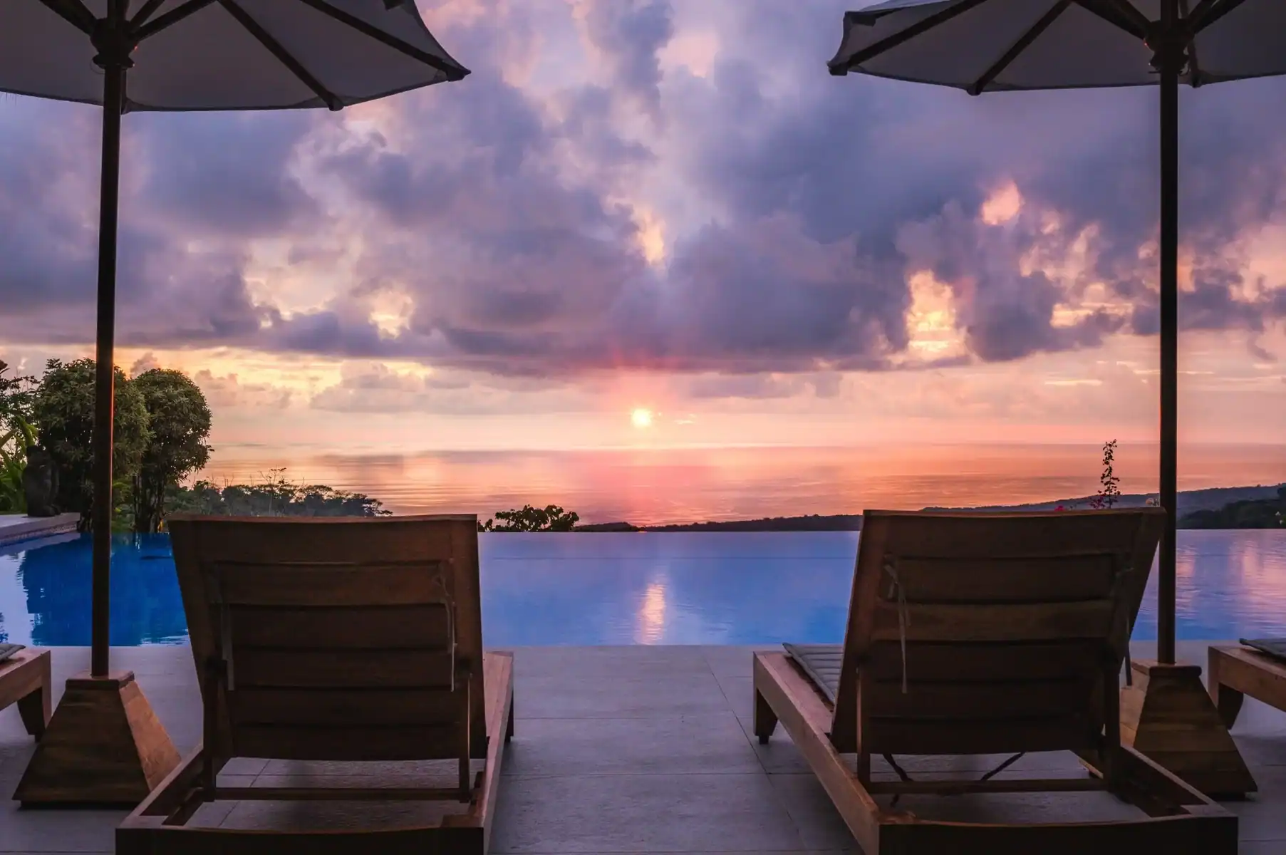 Sunset at Costa Rica hotel Lamangata