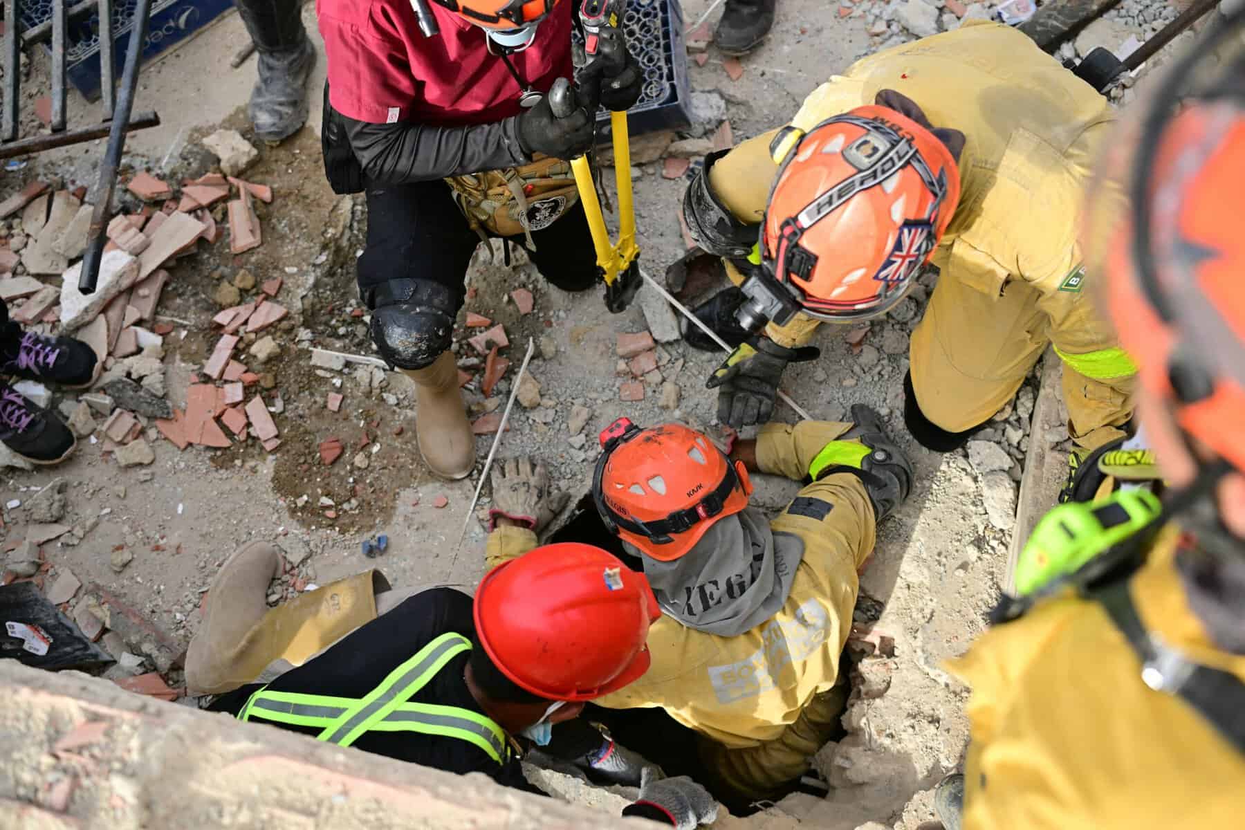 Venezuela Earthquake Rescue Team