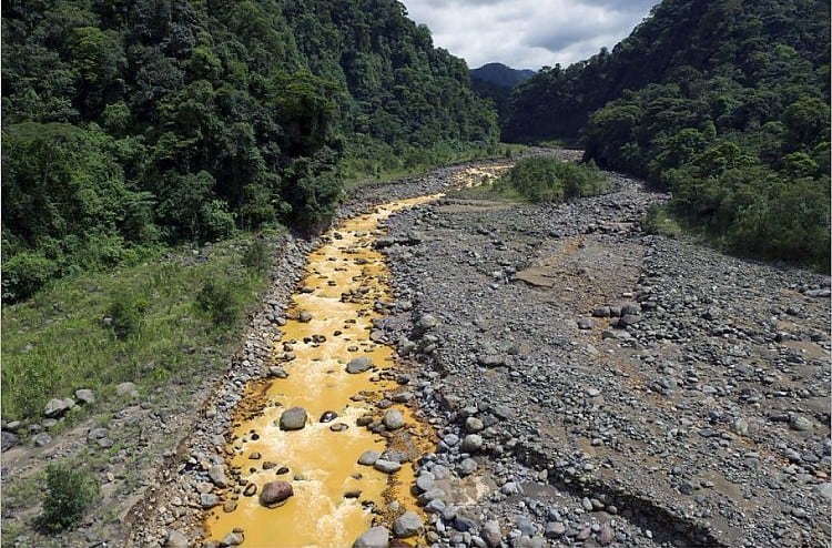 Costa Rica's Rio Sucio