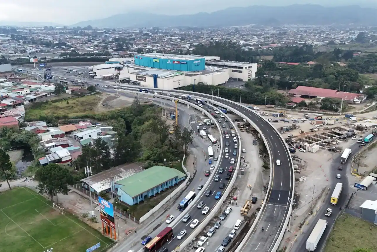 Costa Rica Road Delay in Cartago